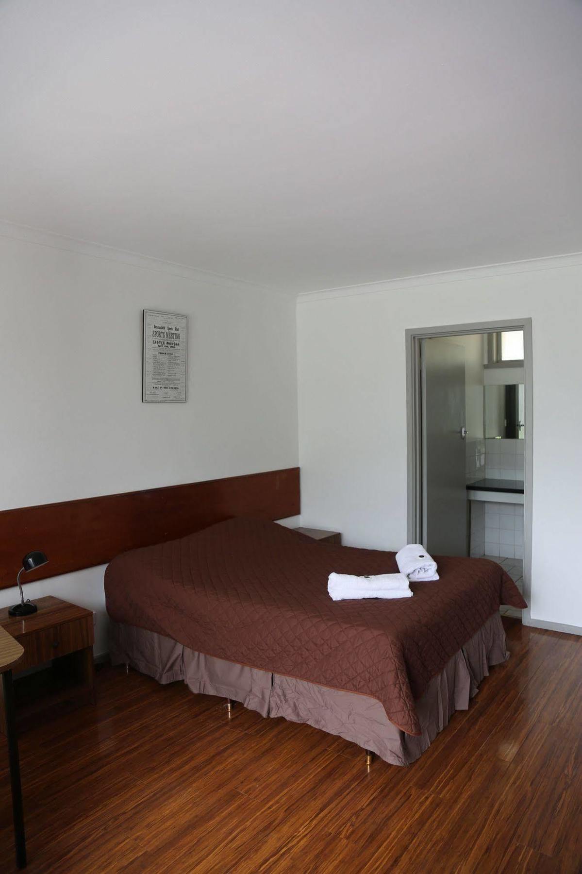 Beaconsfield Lodge Motel מראה חיצוני תמונה